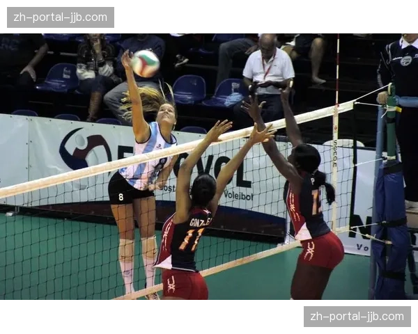 泛美杯排球赛：多米尼加女排3-1力克波多黎各，连续第三届闯入决赛